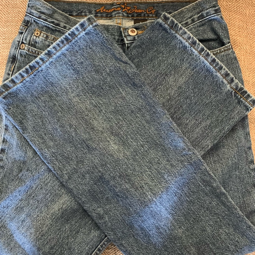 EUC. Arizona Jeans - size 16 - inseam - 29”